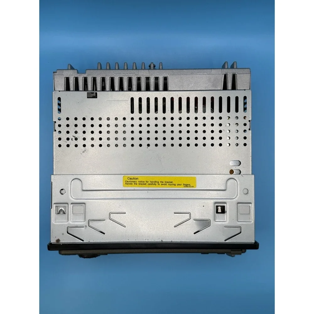 Sony XR-C7220 AM FM Cassette Radio. PLEASE READ
